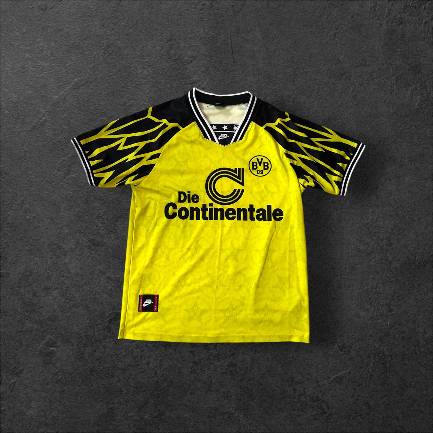 1994-1995 Borussia Dortmund - Home Jersey