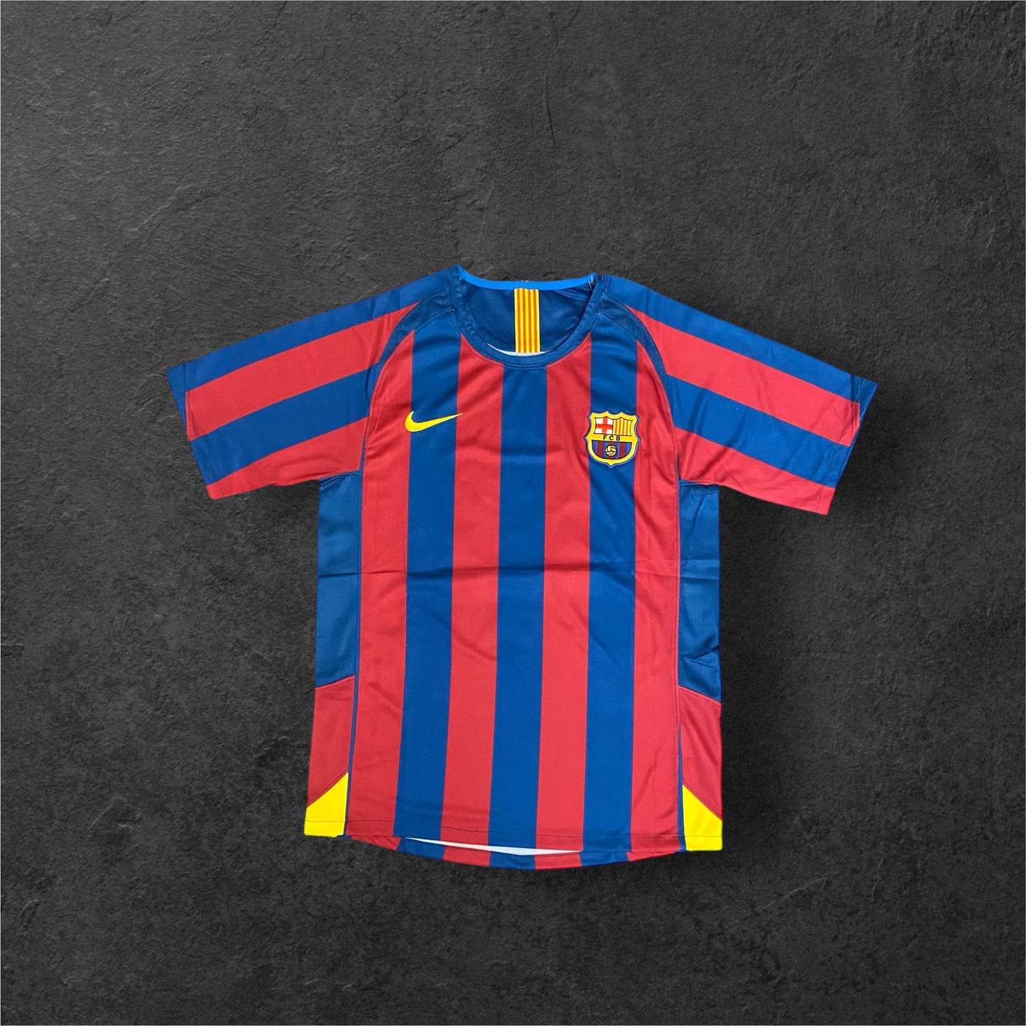 2005-2006 FC Barcelona Ronaldinho - Home Jersey